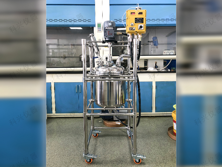 上?？婆d儀器與上海某實(shí)業(yè)公司合作