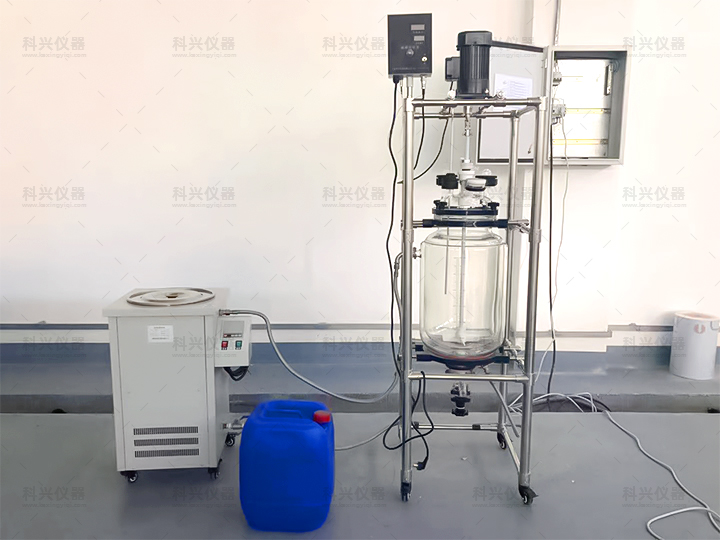 上?？婆d儀器與華東理工大學某公司合作